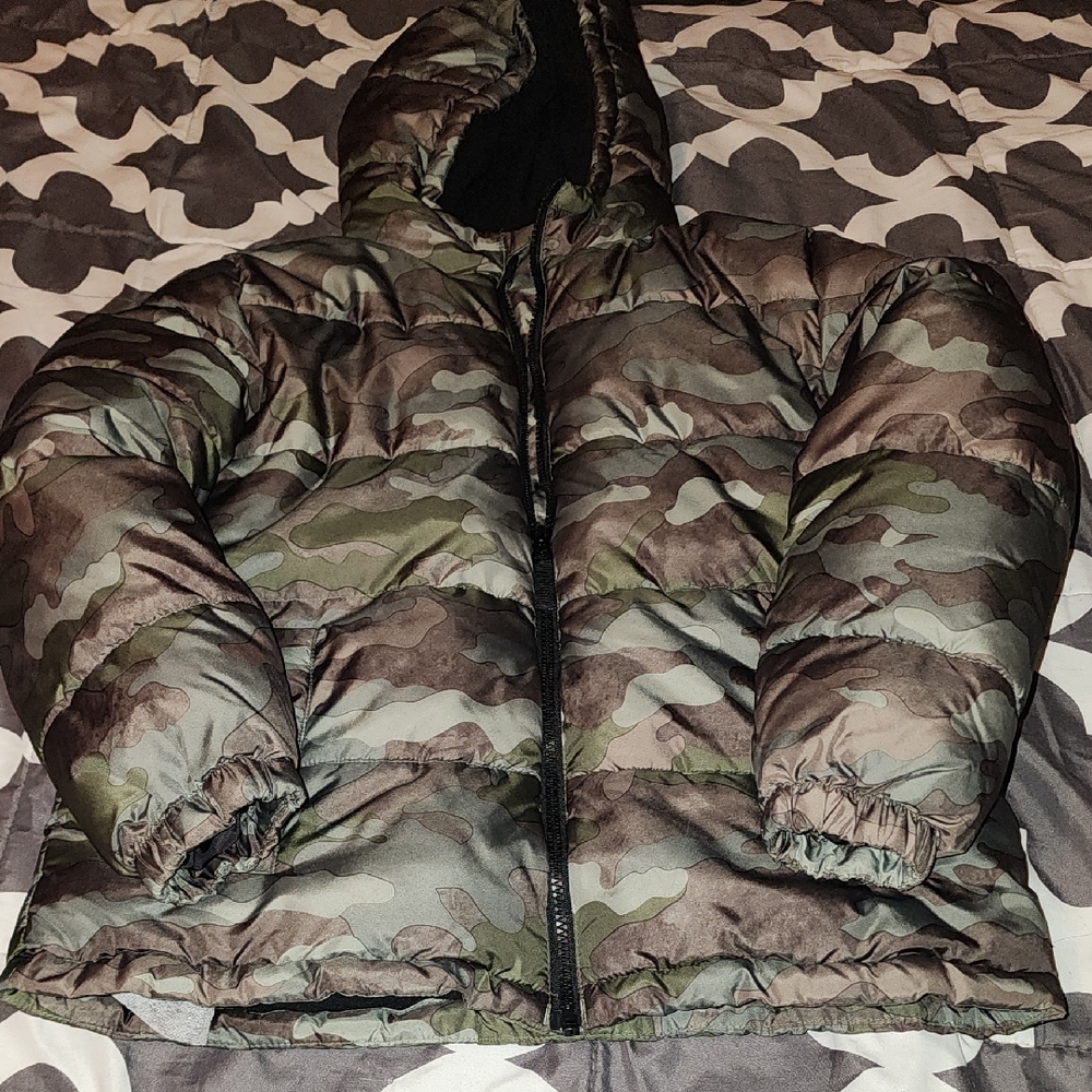 Swiss Tech Kids Green Camouflage Puffer Jacket